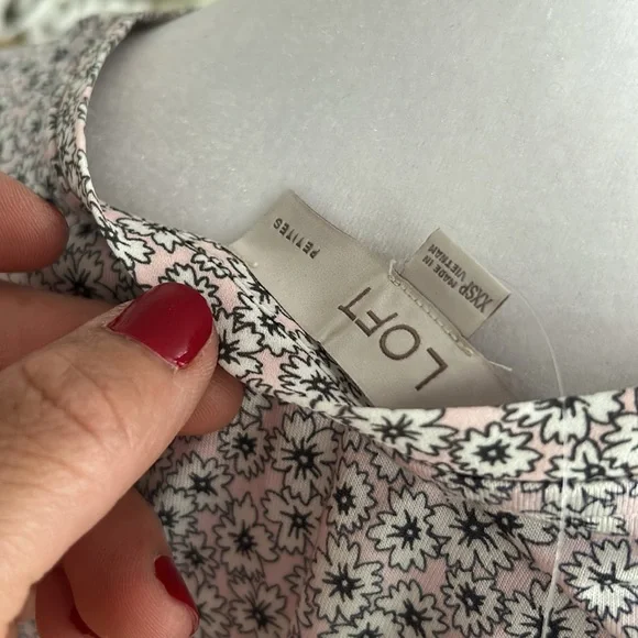 LOFT Women's Floral Blouse - Pink and White - Picture 6 of 10